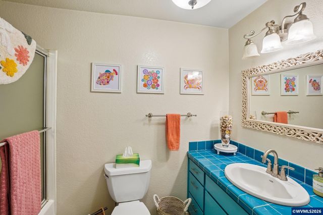 4682 Happy Dr NE, Salem, OR 97305