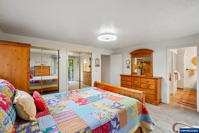 4682 Happy Dr NE, Salem, OR 97305