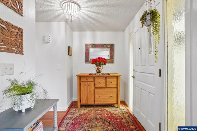 4682 Happy Dr NE, Salem, OR 97305