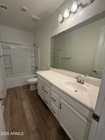 5731 S LABELLE Avenue, Mesa, AZ 85212
