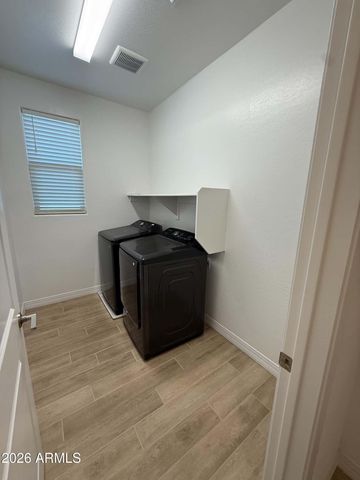 5731 S LABELLE Avenue, Mesa, AZ 85212