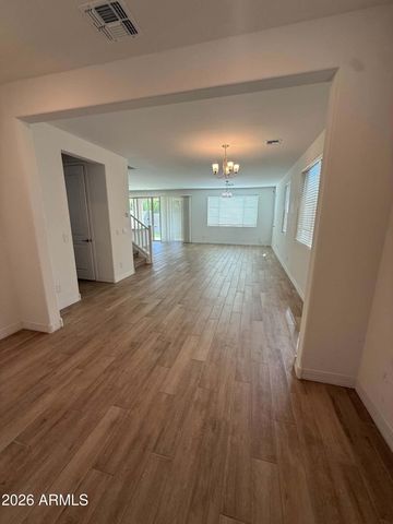 5731 S LABELLE Avenue, Mesa, AZ 85212