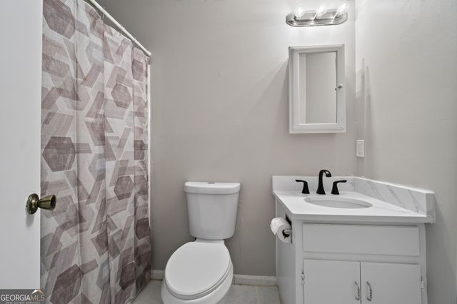 2071 Walden Park Place, Snellville, GA 30078