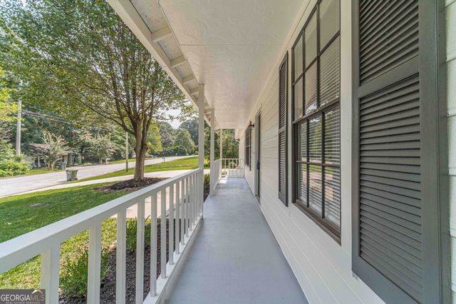 2071 Walden Park Place, Snellville, GA 30078