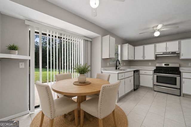 2071 Walden Park Place, Snellville, GA 30078