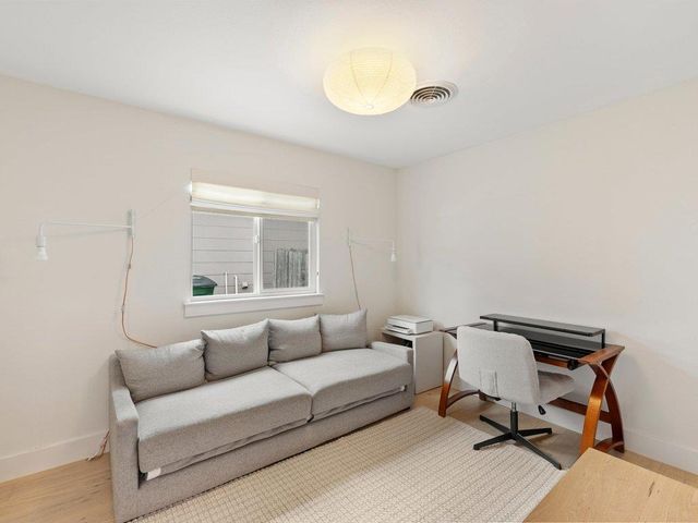 5026 Lansing DR, Austin, TX 78745