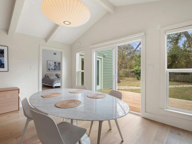 5026 Lansing DR, Austin, TX 78745