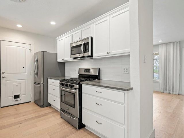 5026 Lansing DR, Austin, TX 78745