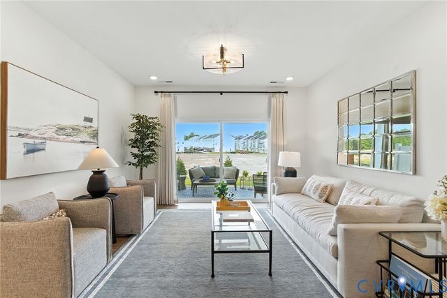 6718 Oasis Breeze Ln, Midlothian, VA 23112