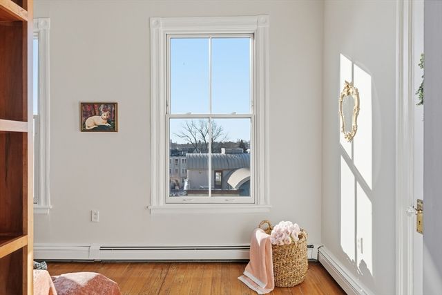 367 Somerville Ave G, Somerville, MA 02143