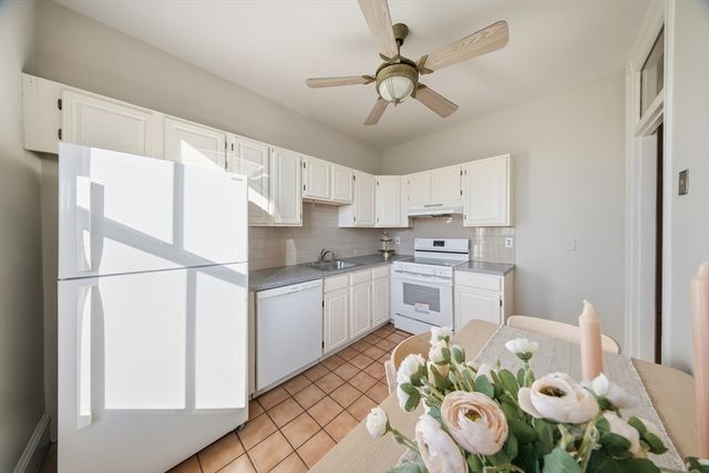 367 Somerville Ave G, Somerville, MA 02143