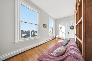 367 Somerville Ave G, Somerville, MA 02143