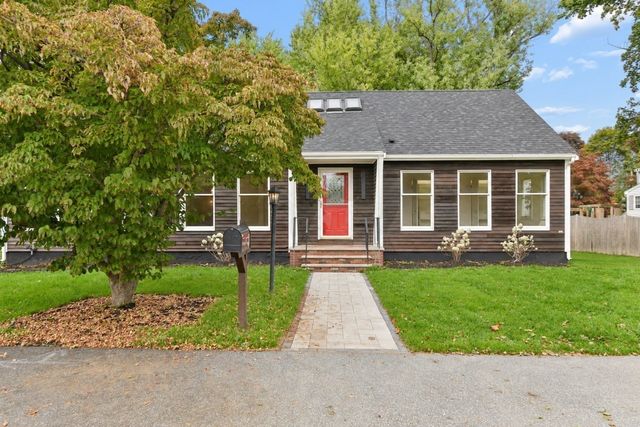 1 Frances Rd, Burlington, MA 01803