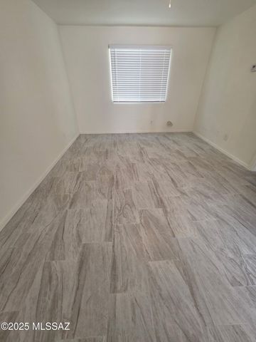 531 E Jacinto Street, Tucson, AZ 85705