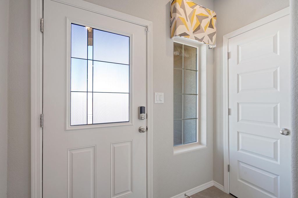 1501 Calle Oeste NW, Los Lunas, NM 87031