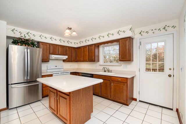 8868 Valley Circle Drive, Florence, KY 41042