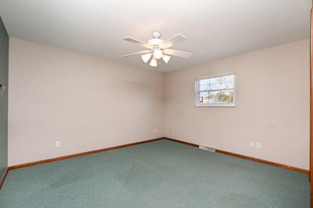 8868 Valley Circle Drive, Florence, KY 41042