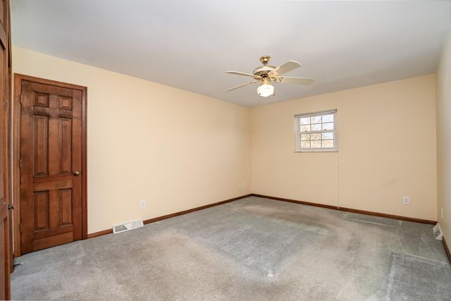 8868 Valley Circle Drive, Florence, KY 41042