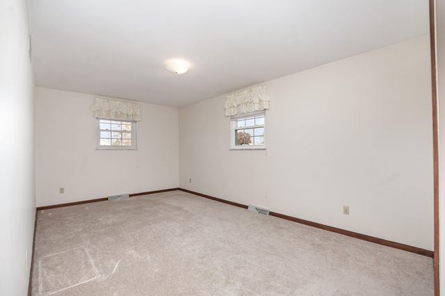 8868 Valley Circle Drive, Florence, KY 41042