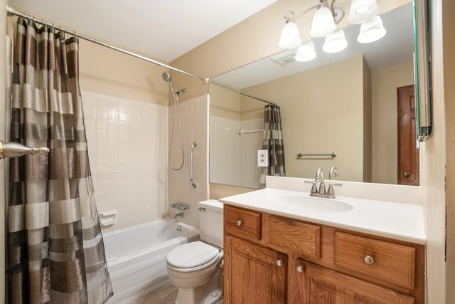 8868 Valley Circle Drive, Florence, KY 41042