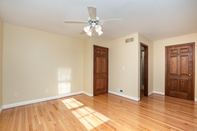 8868 Valley Circle Drive, Florence, KY 41042