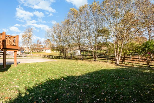 8868 Valley Circle Drive, Florence, KY 41042