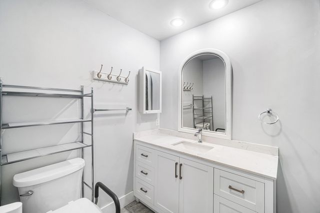 5041 Pine Drive, Boynton Beach, FL 33437