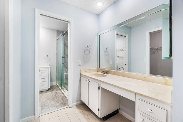 5041 Pine Drive, Boynton Beach, FL 33437