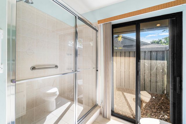 5041 Pine Drive, Boynton Beach, FL 33437