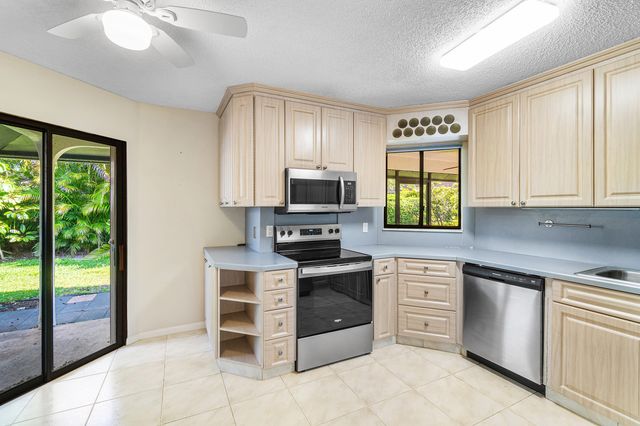 5041 Pine Drive, Boynton Beach, FL 33437