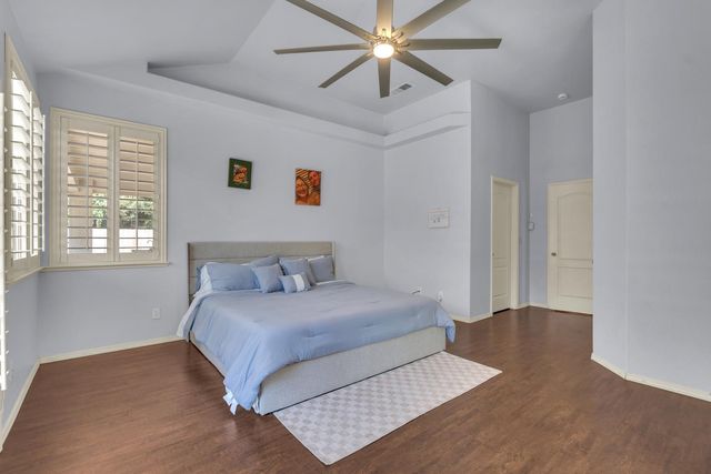 5671 W Athens Avenue, Fresno, CA 93722