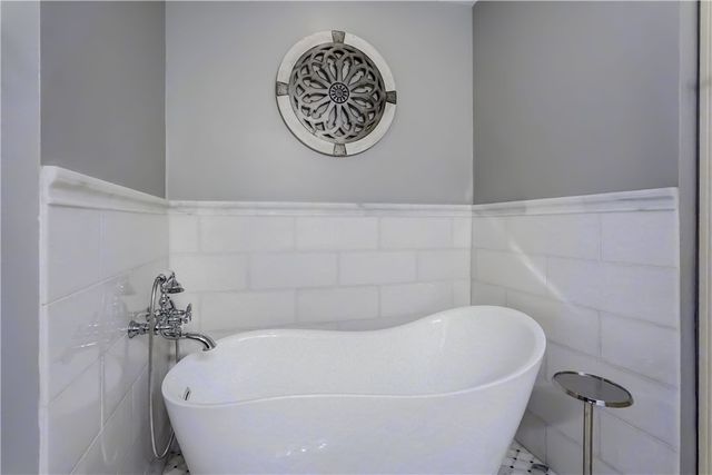 130 East Avenue UN610, Rochester, NY 14604