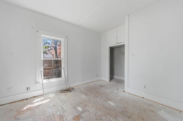 611 S Hydraulic Ave, Wichita, KS 67211