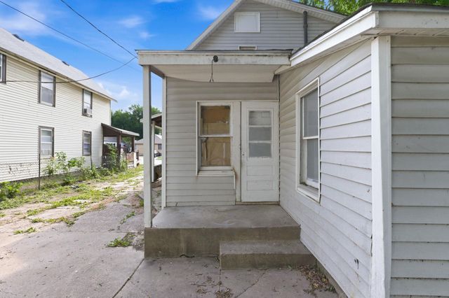611 S Hydraulic Ave, Wichita, KS 67211