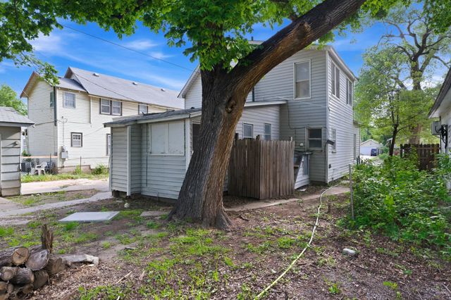 611 S Hydraulic Ave, Wichita, KS 67211