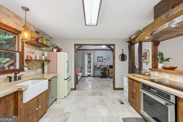 150 Gill Lane, Stockbridge, GA 30281