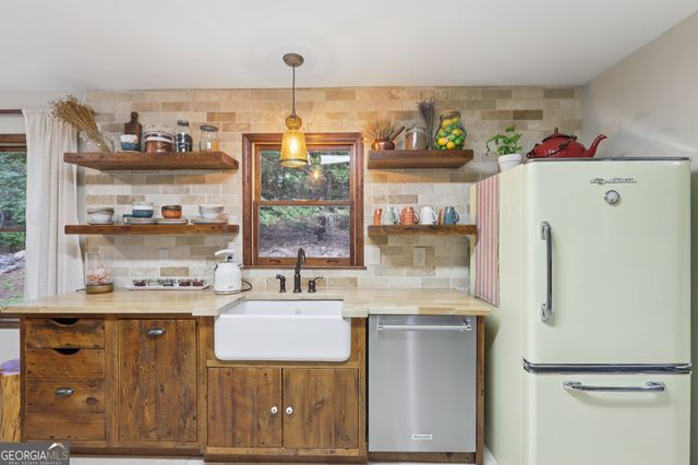 150 Gill Lane, Stockbridge, GA 30281