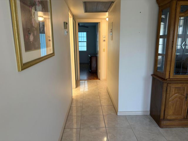 3076 Guildford E, Boca Raton, FL 33434