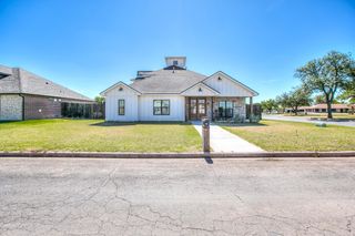 7614 Aspen Avenue, San Angelo, TX 76904
