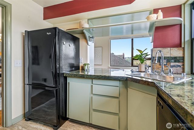 555 Galer Street, Seattle, WA 98109