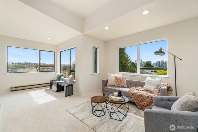 555 Galer Street, Seattle, WA 98109