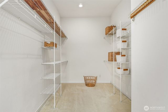 555 Galer Street, Seattle, WA 98109