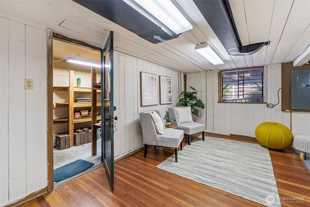 555 Galer Street, Seattle, WA 98109