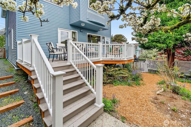 555 Galer Street, Seattle, WA 98109
