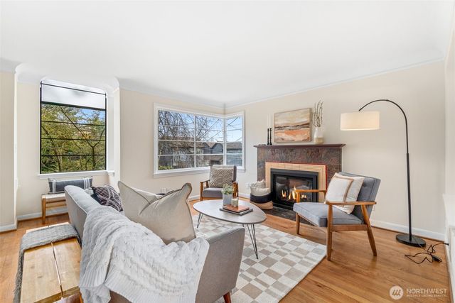 555 Galer Street, Seattle, WA 98109