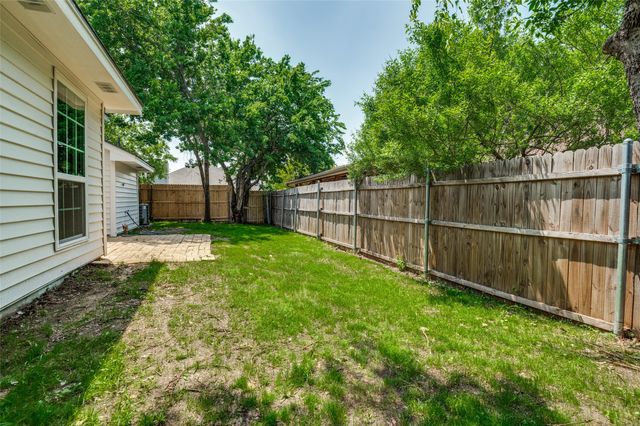 7164 Fire Hill Drive, Fort Worth, TX 76137
