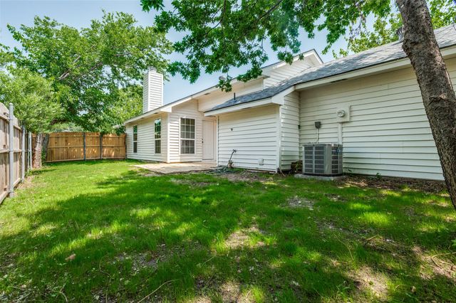 7164 Fire Hill Drive, Fort Worth, TX 76137