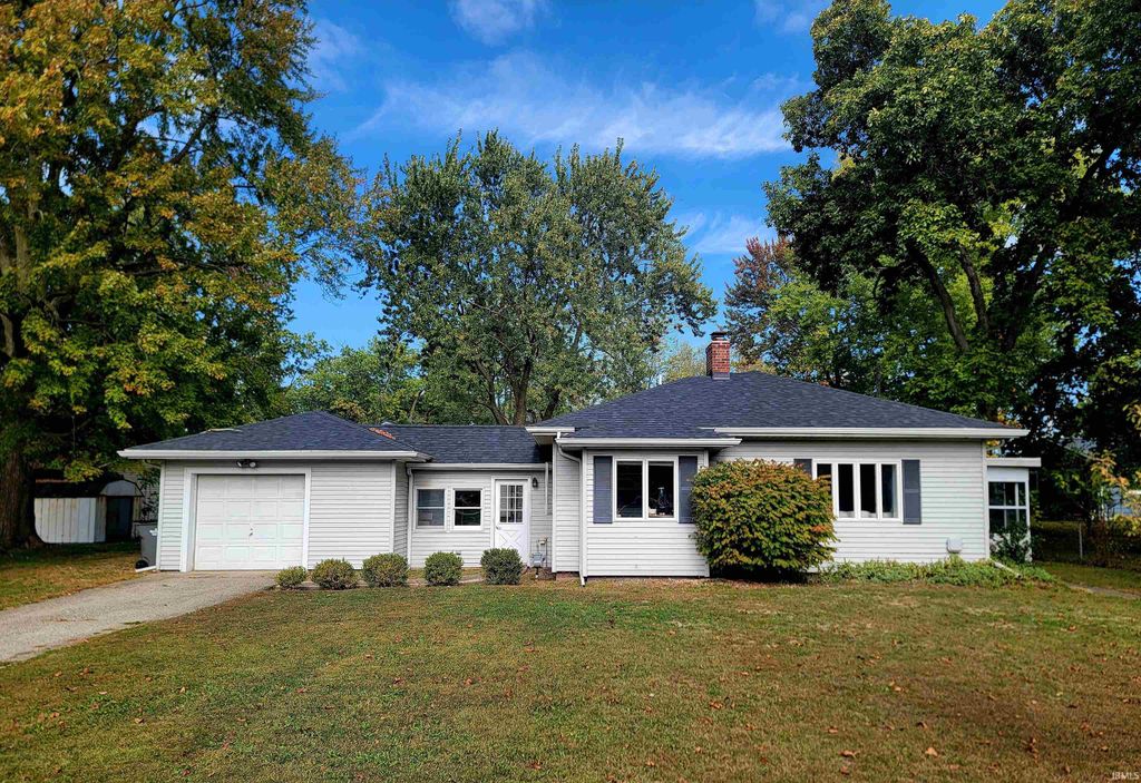 1205 E Reynolds Street, Goshen, IN 46528