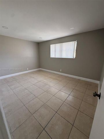 850 E Commercial Blvd 234D, Oakland Park, FL 33334