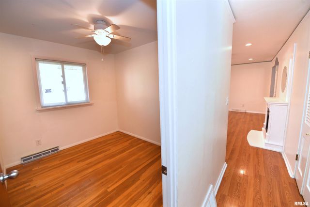 1626 W WILLCOX Avenue, Peoria, IL 61604